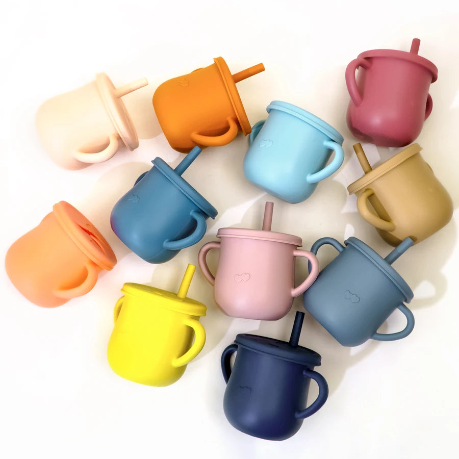 8PCS Baby Feeding Set Waterproof Bibs Kids Sucker Dinner Plate Antislip Bowl Spoon Cup Children&